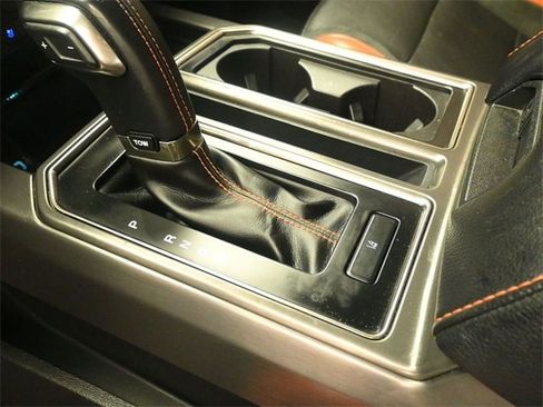 Certified 2018 Ford F150 Raptor w/ Equipment Group 802A Luxury image 22