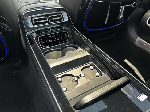 Certified 2024 Mercedes-Benz Maybach S 580 4MATIC image 28