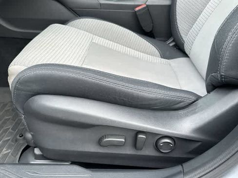 Certified 2025 Subaru Outback Premium AWD/4WD image 15