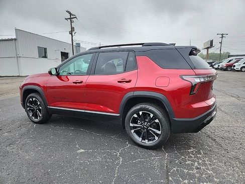 Used 2026 Chevrolet Equinox RS AWD/4WD image 9