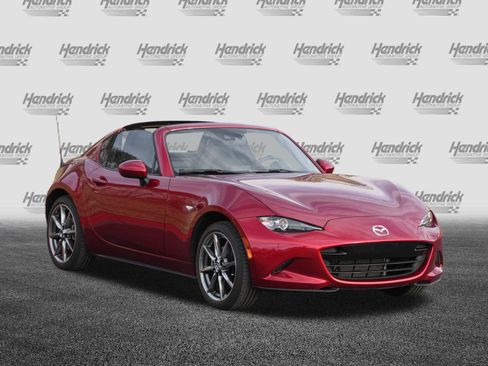 Used 2023 MAZDA MX-5 Miata Grand Touring w/ Weather Package image 2