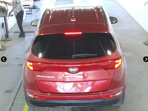 Used 2018 Kia Sportage LX FWD image 4