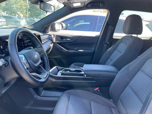 Used 2025 Chevrolet Equinox LT AWD/4WD image 5