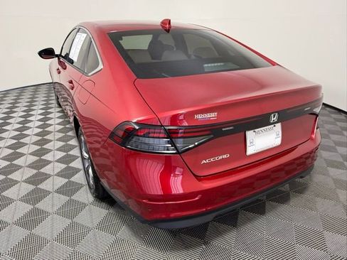 Used 2024 Honda Accord EX image 4