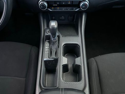 Used 2025 Nissan Sentra S image 13