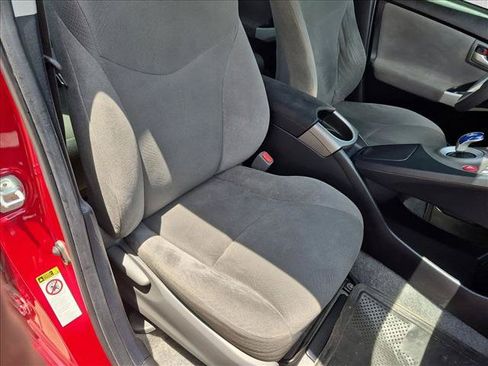 Used 2014 Toyota Prius Two FWD image 17