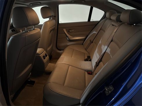 Used 2011 BMW 335i Sedan image 15