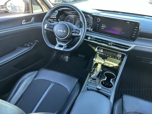 Used 2022 Kia K5 GT-Line w/ GT-Line FWD Premium Package image 13