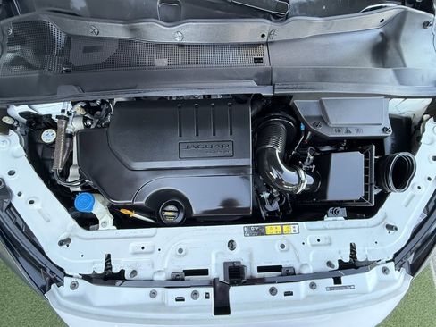 Used 2018 Jaguar E-PACE S image 36