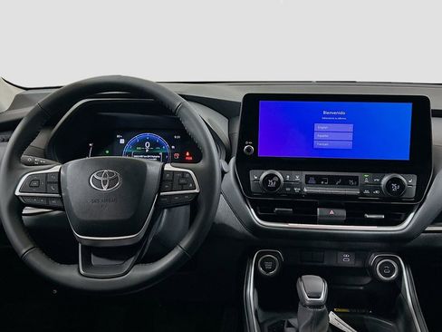 New 2026 Toyota Grand Highlander FWD image 21