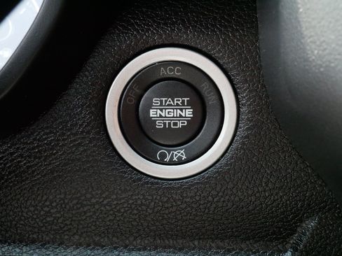 Used 2024 RAM 2500 Big Horn w/ Night Edition AWD/4WD image 29