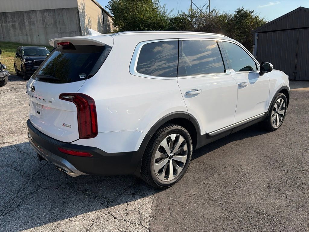 Used 2021 Kia Telluride S AWD/4WD image 5