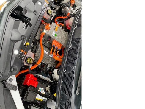 Used 2018 Chevrolet Bolt LT image 26