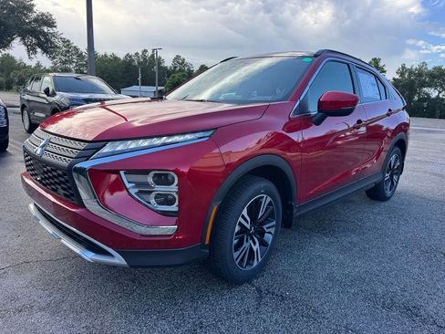 New 2025 Mitsubishi Eclipse Cross SE image 3