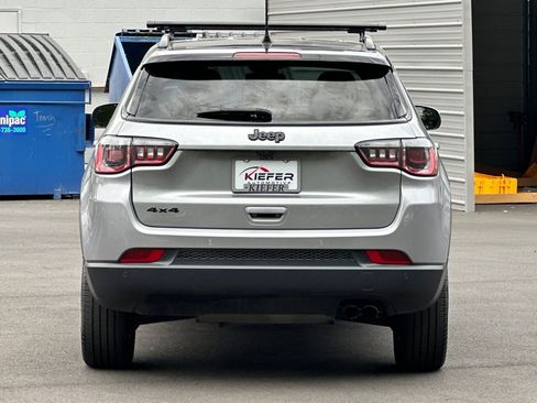Used 2019 Jeep Compass Latitude AWD/4WD image 5