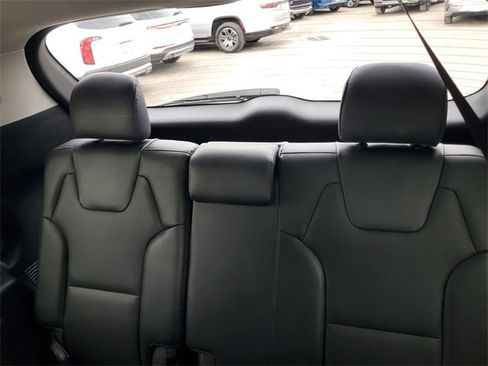 Used 2022 Kia Telluride LX image 30