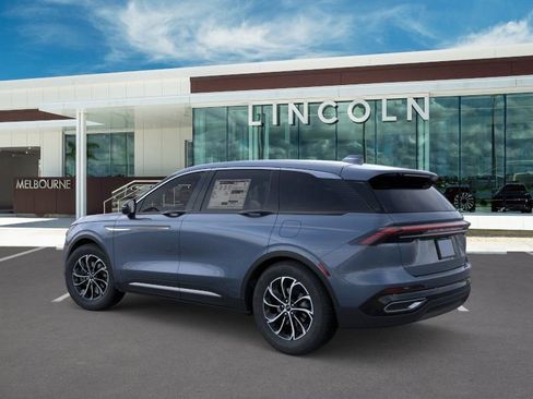 New 2026 Lincoln Nautilus Premier AWD/4WD image 4