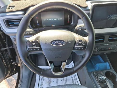 Certified 2025 Ford Maverick XLT w/ XLT Luxury Package FWD image 10