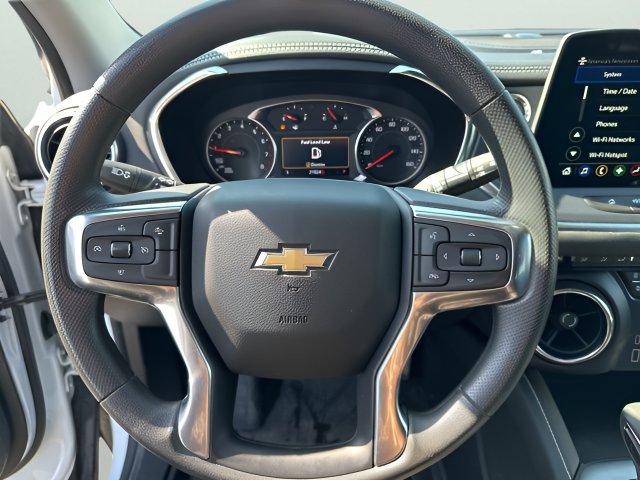 Used 2025 Chevrolet Blazer LT w/ Midnight/Sport Edition AWD/4WD image 15