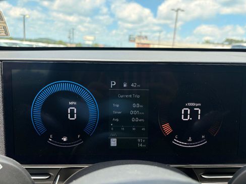 New 2026 Hyundai Kona SEL Sport FWD image 2
