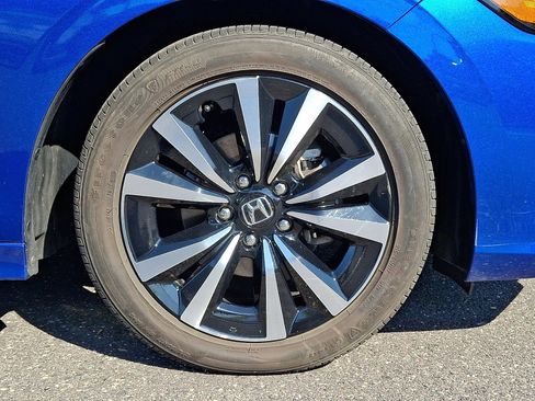 Certified 2024 Honda Civic EX image 8