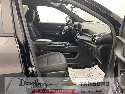 Used 2025 Chevrolet Equinox LT FWD image 33