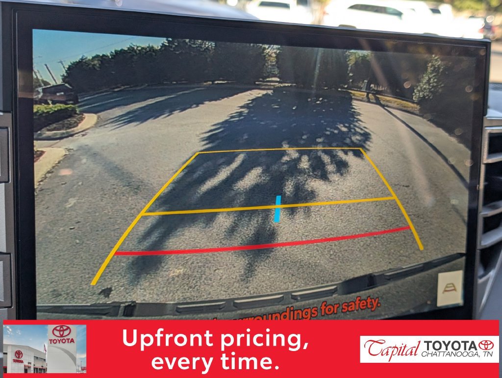 Used 2025 Toyota Tundra Limited AWD/4WD image 21