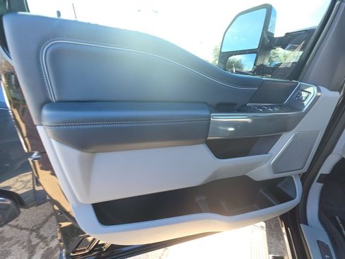 Used 2024 Ford F250 Limited w/ FX4 Off-Road Package image 13