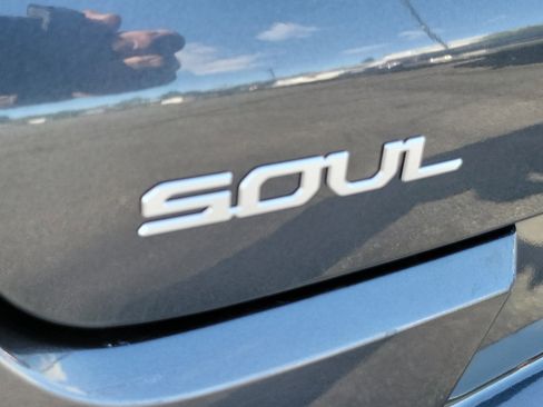 Used 2024 Kia Soul LX w/ Option Group 015 image 23