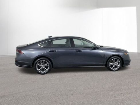 Used 2024 Honda Accord EX image 41