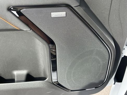 Used 2025 GMC Sierra 1500 AT4 image 25