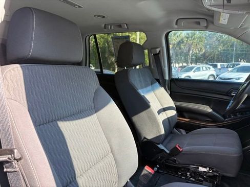 Used 2019 Chevrolet Tahoe 4WD image 29