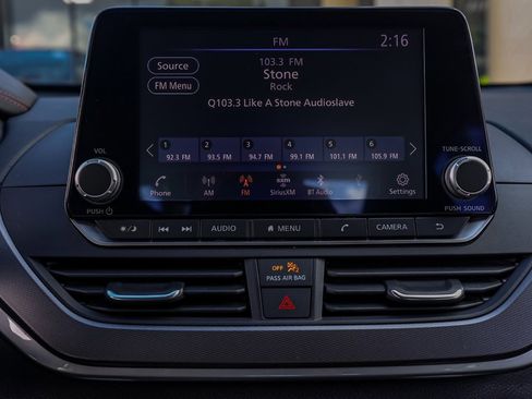 Certified 2023 Nissan Altima 2.5 SR image 28