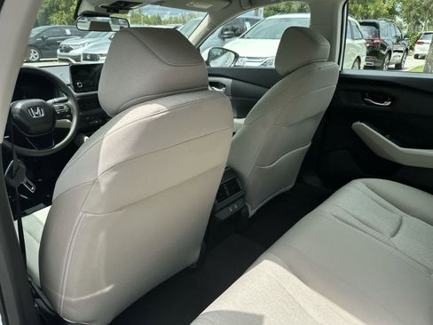 Used 2025 Honda Accord LX image 14