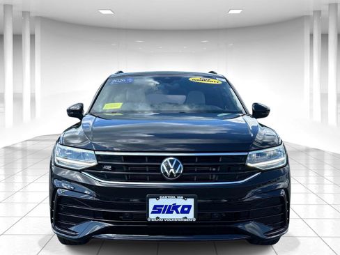 Certified 2024 Volkswagen Tiguan SE R-Line AWD/4WD image 8