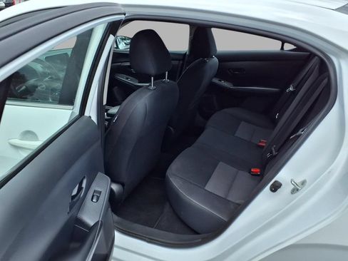 Used 2024 Nissan Sentra SV FWD image 24