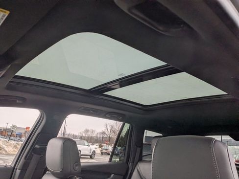 Used 2020 Cadillac XT6 Premium Luxury image 16