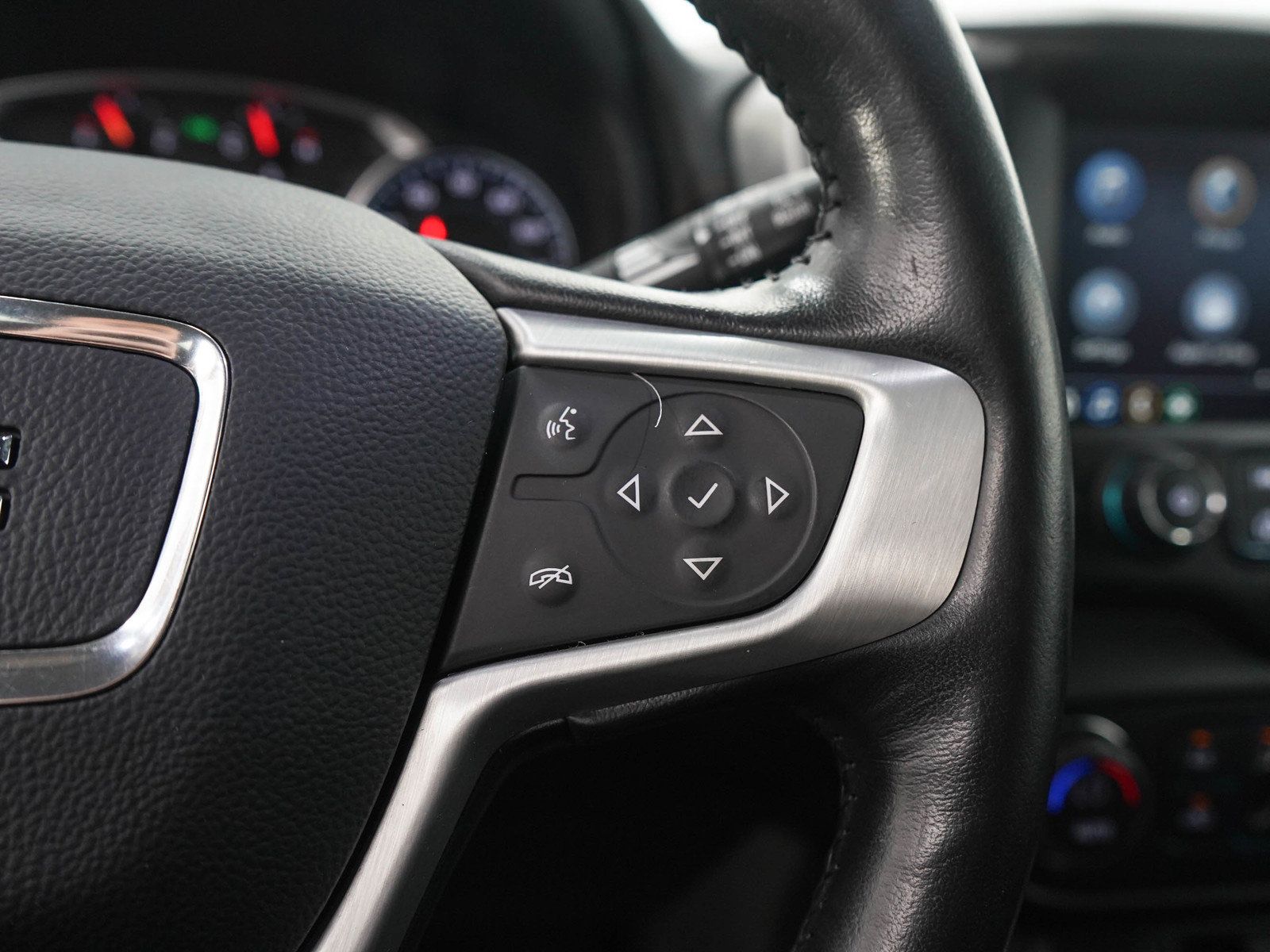 Used 2020 GMC Terrain SLT w/ Preferred Package AWD/4WD image 28