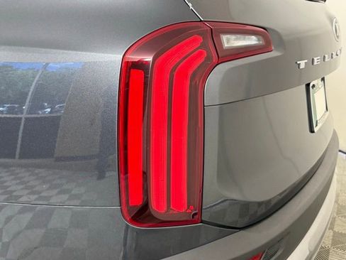 Used 2021 Kia Telluride EX w/ EX Premium Package image 13