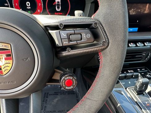 Certified 2025 Porsche 911 Targa 4 GTS AWD/4WD image 19