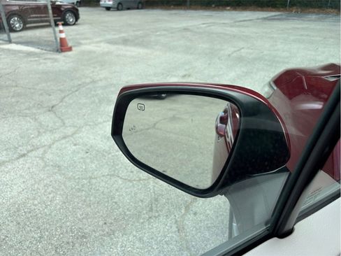 Used 2021 Toyota Sienna LE FWD image 15