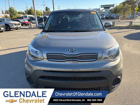 Used 2019 Kia Soul image 2