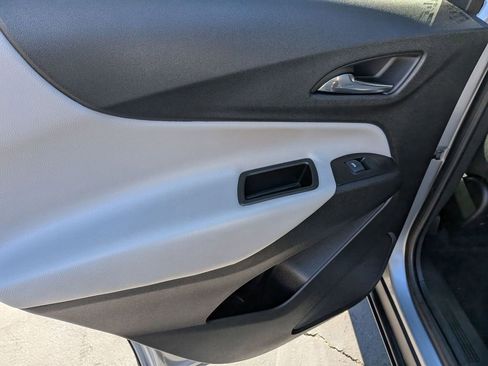 Used 2024 Chevrolet Equinox LT image 25