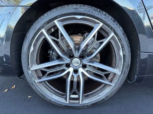 Used 2022 Maserati Quattroporte Modena image 19