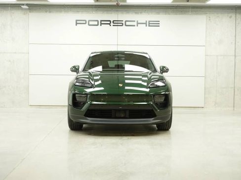 New 2026 Porsche Macan 4S Electric AWD/4WD image 10