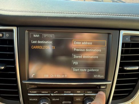 Used 2016 Porsche Panamera Turbo image 27