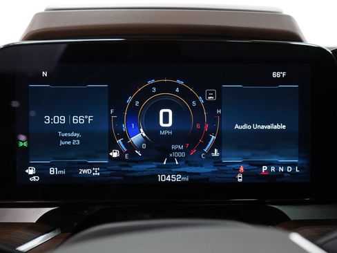 Used 2025 Chevrolet Tahoe High Country AWD/4WD image 31