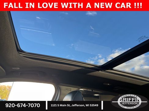 New 2025 Jeep Grand Cherokee Limited w/ Luxury Tech Group II image 27