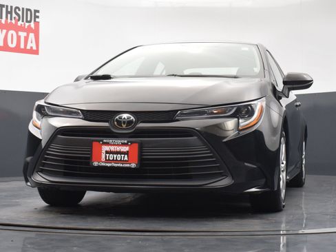 Used 2024 Toyota Corolla LE FWD image 29