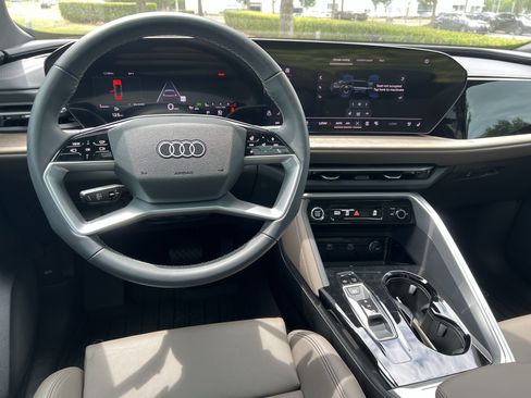 Certified 2025 Audi Q5 Premium w/ Premium Plus AWD/4WD image 30